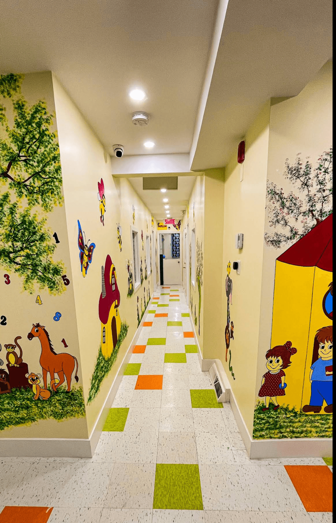 Bright hallway at Ile Coco daycare in Lachine, Montréal